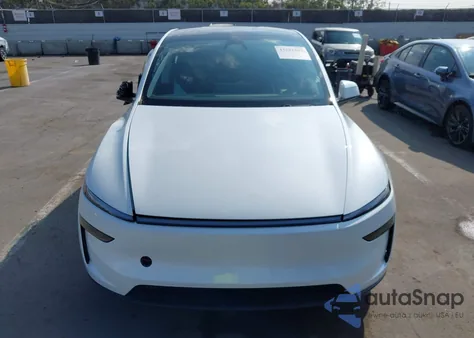 2026 Tesla Model Y Long Range Dual Motor All-Wheel Drive from USA, damaged, VIN 7SAYGDED4TF374833
